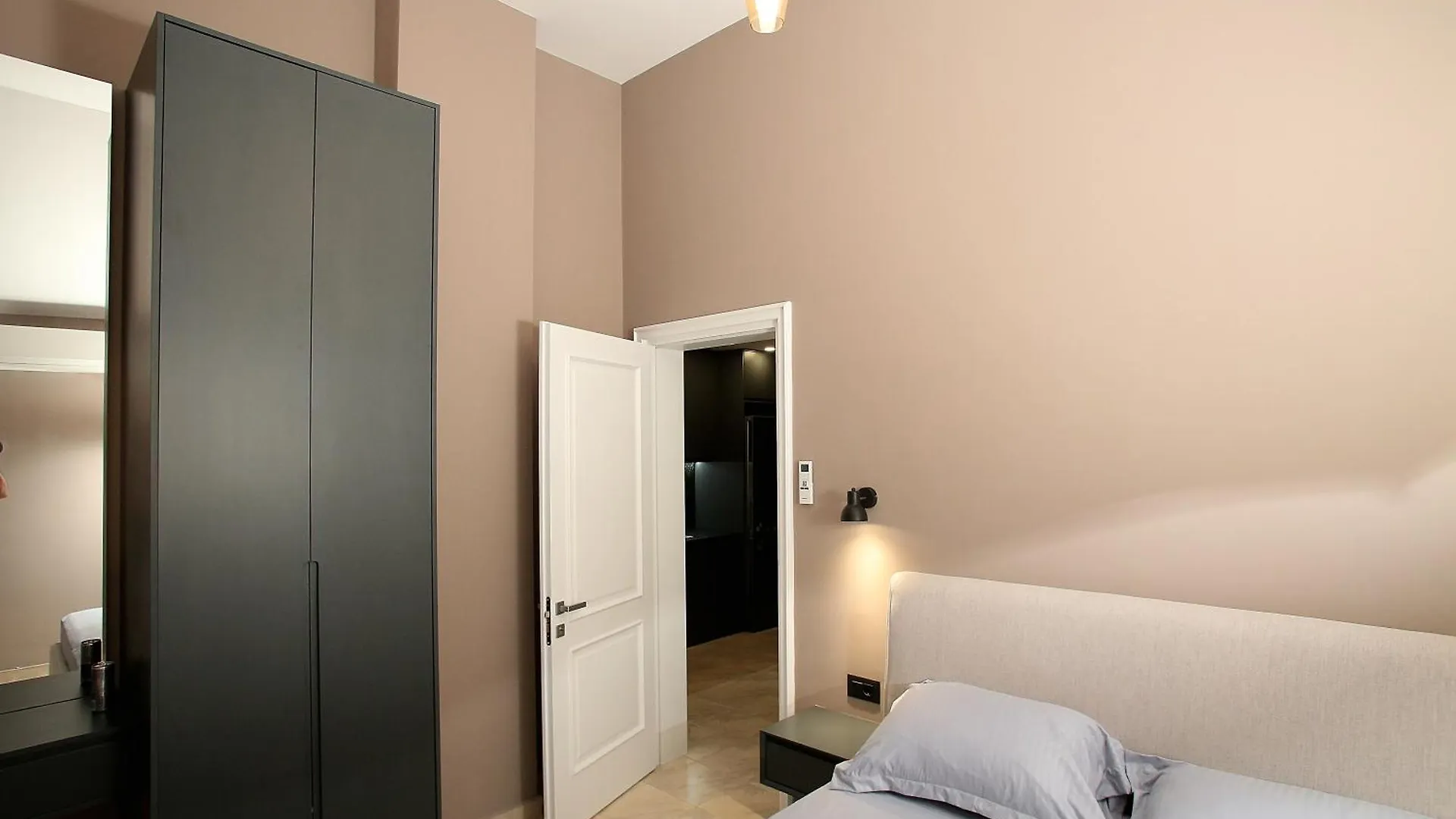 Luxury Triplex With Sea View Apartment Golem