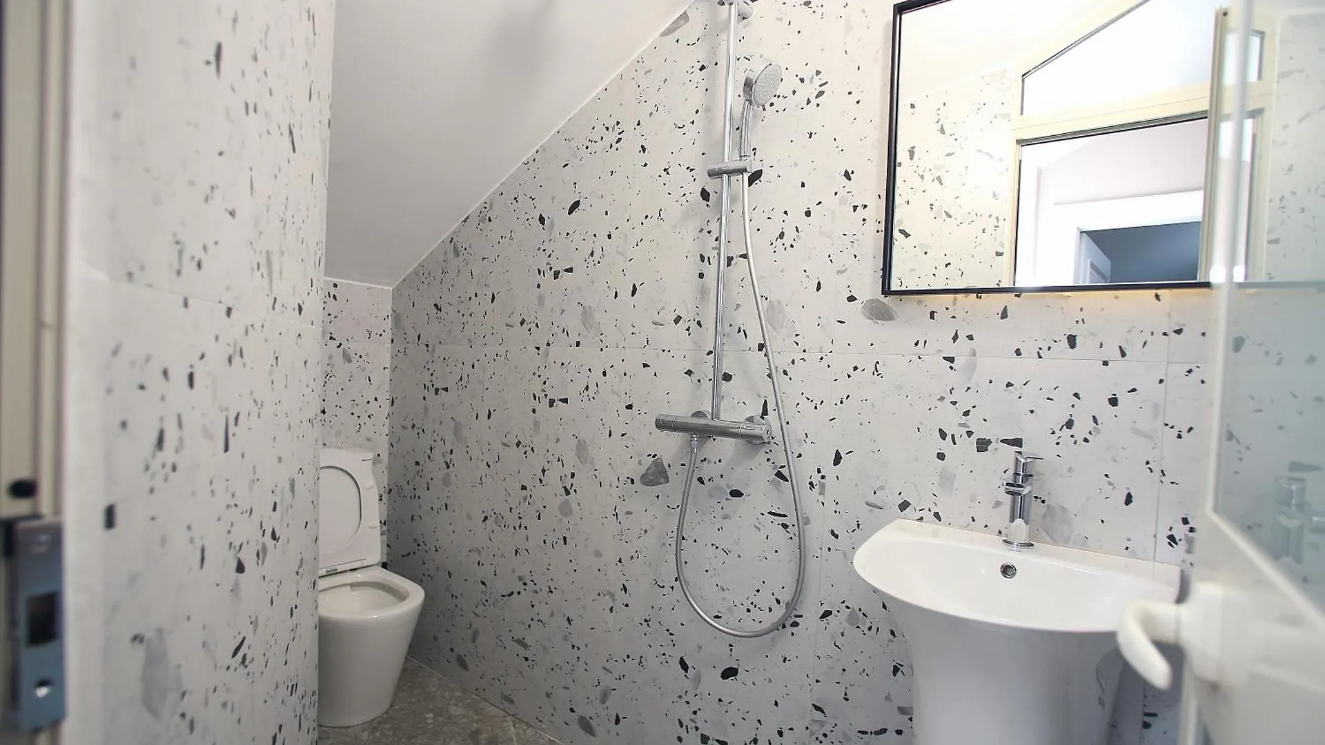 Luxury Triplex With Sea View Apartment Golem  Albania